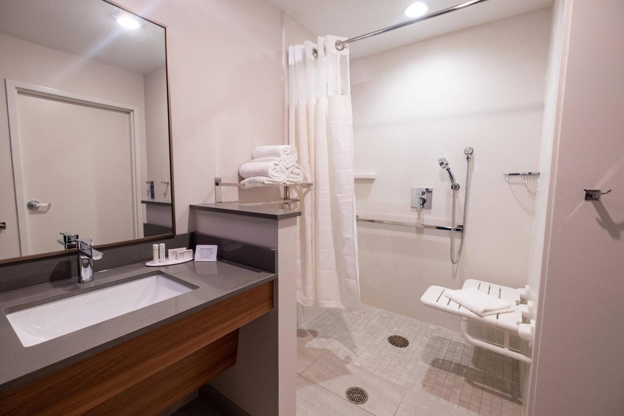 Fairfield By Marriott Inn & Suites Fond Du Lac Eksteriør billede