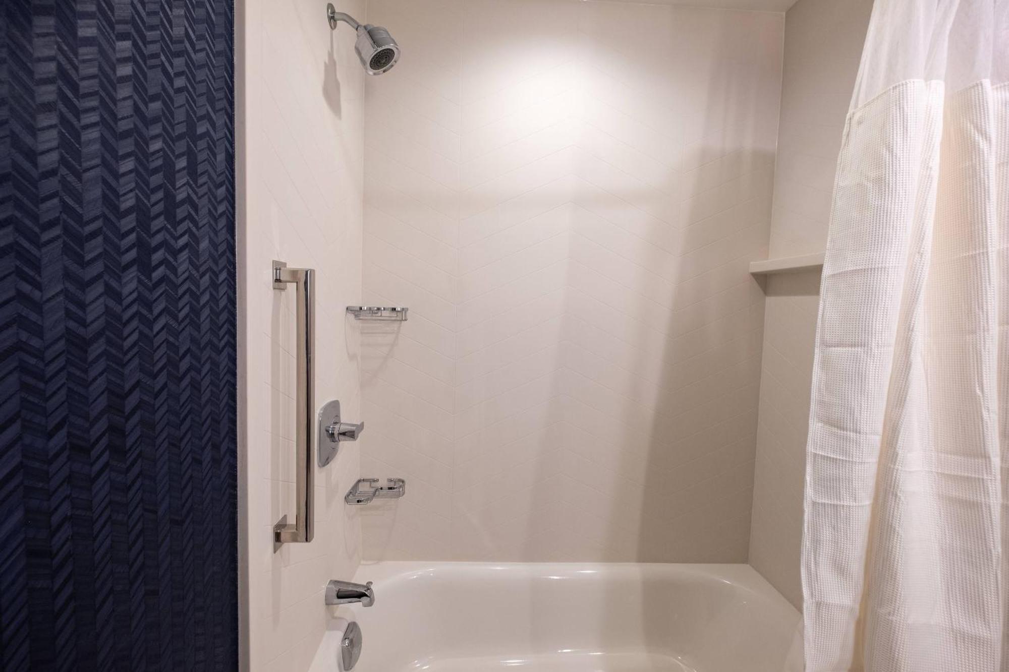 Fairfield By Marriott Inn & Suites Fond Du Lac Eksteriør billede