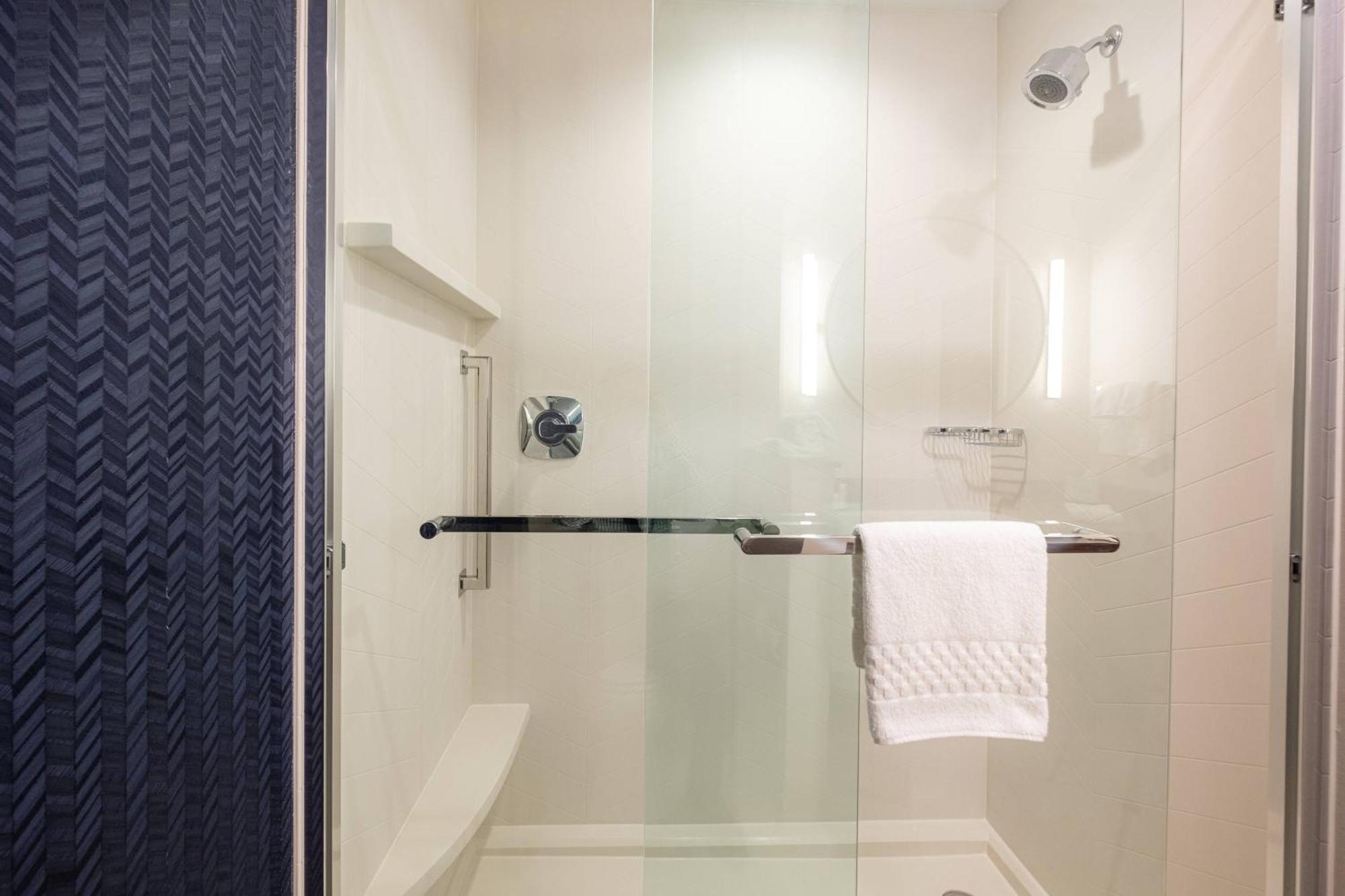 Fairfield By Marriott Inn & Suites Fond Du Lac Eksteriør billede